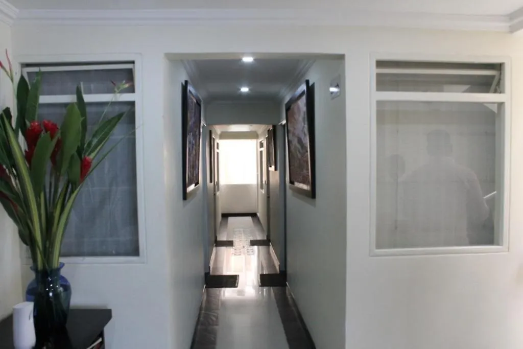 ***  Hotel Sweet Home Богота Колумбия